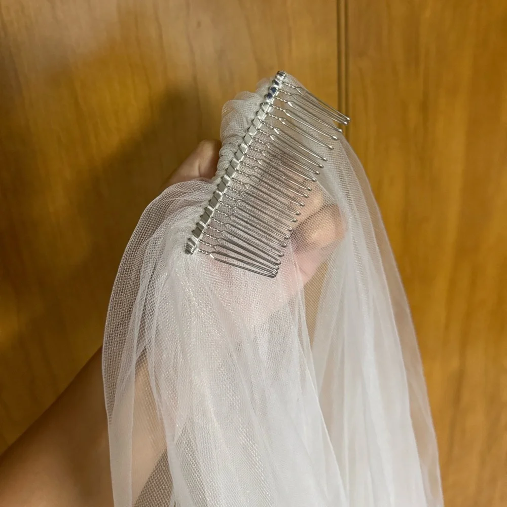 Brides & Hairpins Fingertip Layer Veil